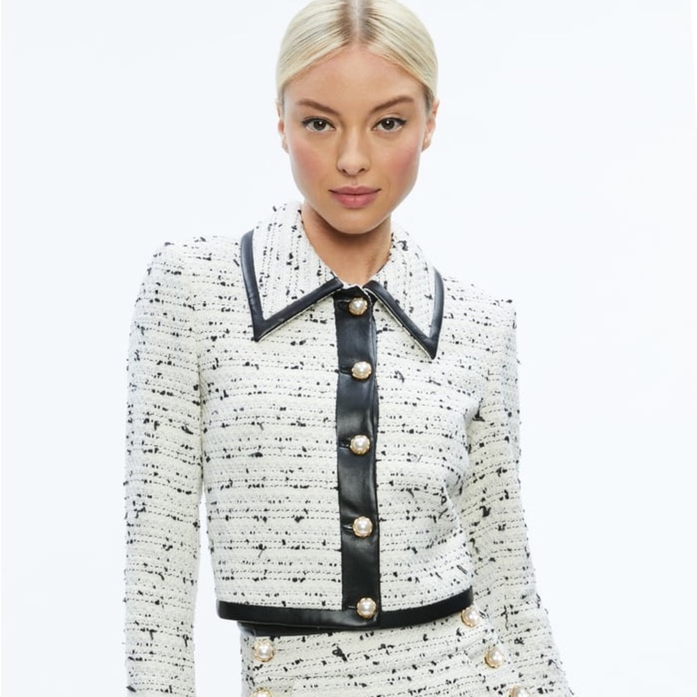 Alice+Olivia - Brand new with tags cropped Renae tweed jacket